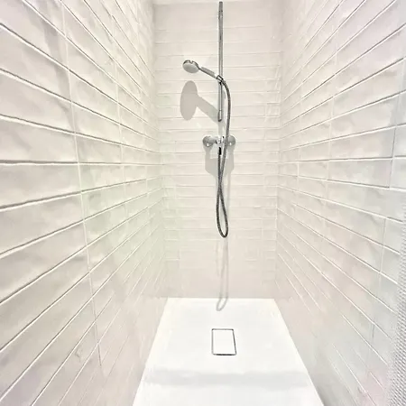 La Petite Bastide カシ